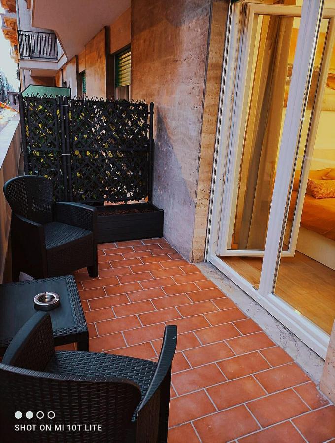 B&B Alighieri 97 Bari Dış mekan fotoğraf
